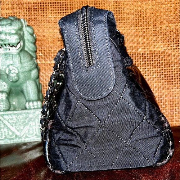 Vintage CHANEL Cambon Line Mini Black Nylon and Patent Leather - RARE - Picture 3 of 8